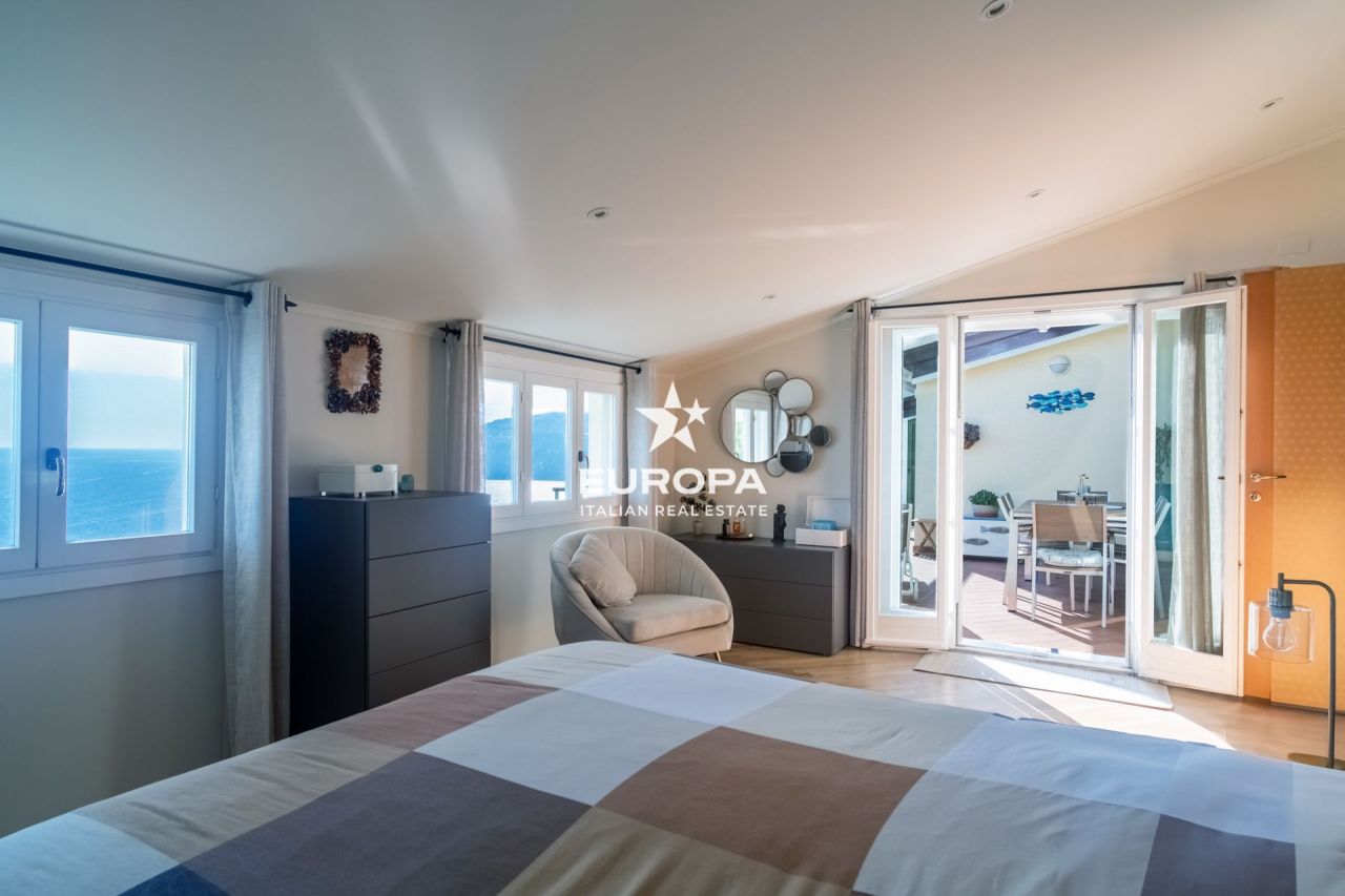 Ático en Ospedaletti, Italia, 148 m² - imagen 12