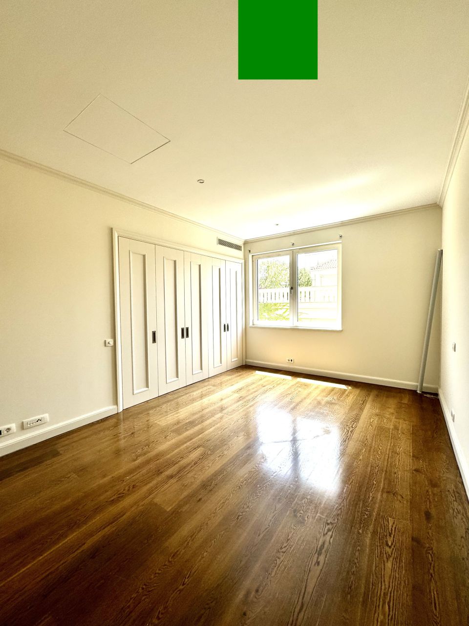 Piso en Tivat, Montenegro, 223 m² - imagen 8