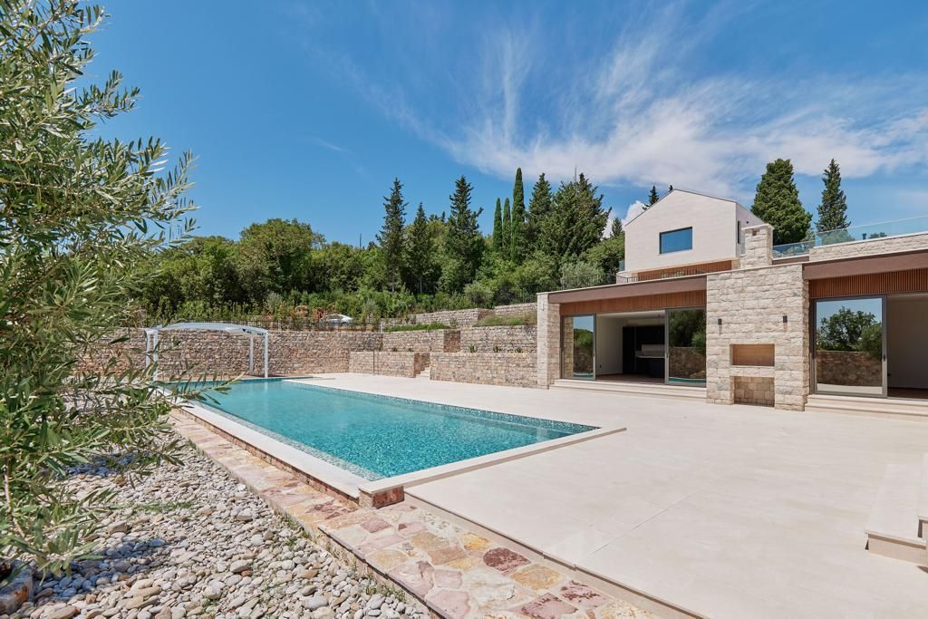 Villa à Tivat, Monténégro, 432 m² - image 3