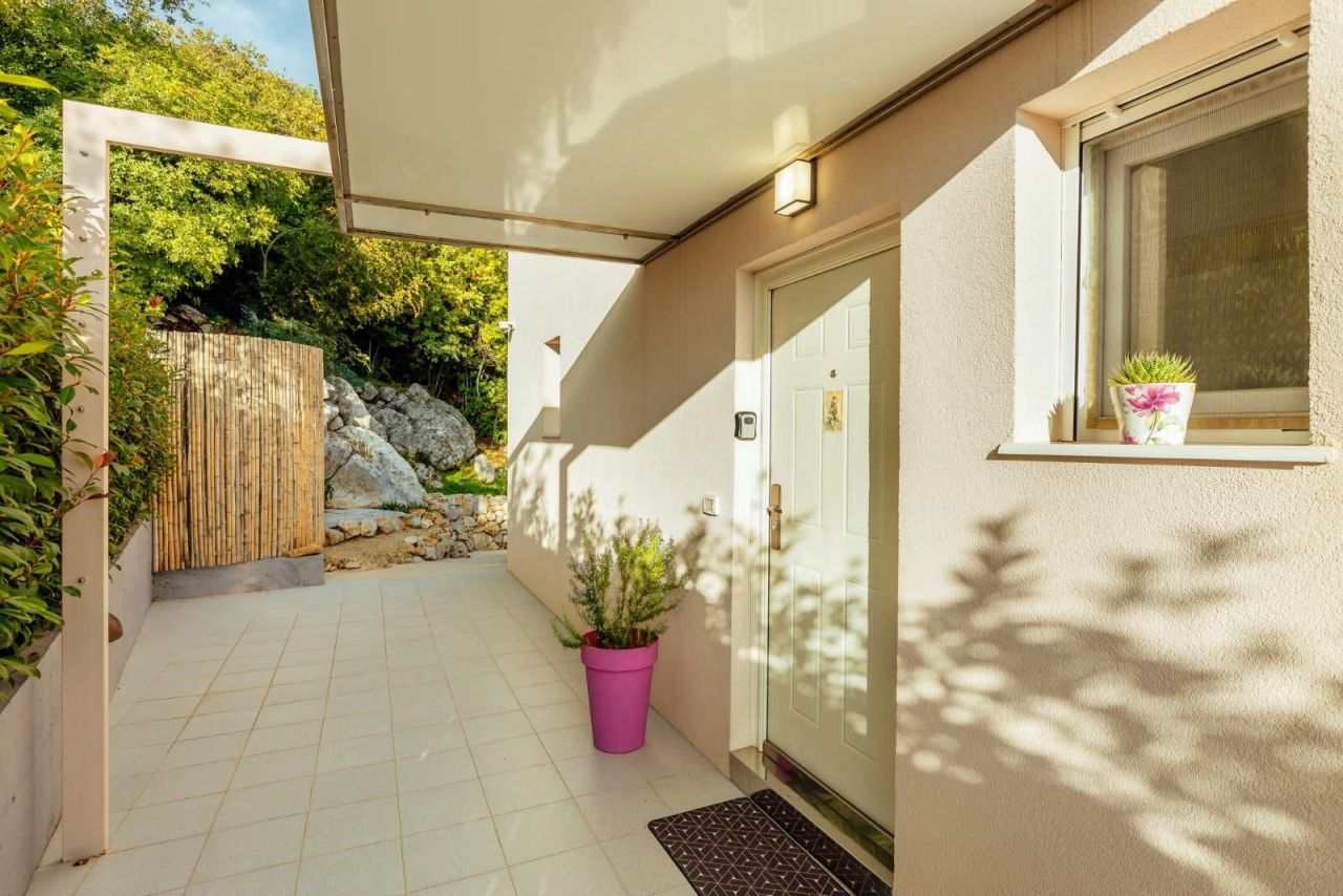 Casa a Herceg-Novi, Montenegro, 115 m² - foto 3