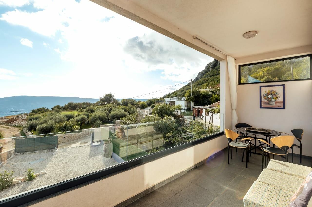 Casa a Herceg-Novi, Montenegro, 115 m² - foto 18