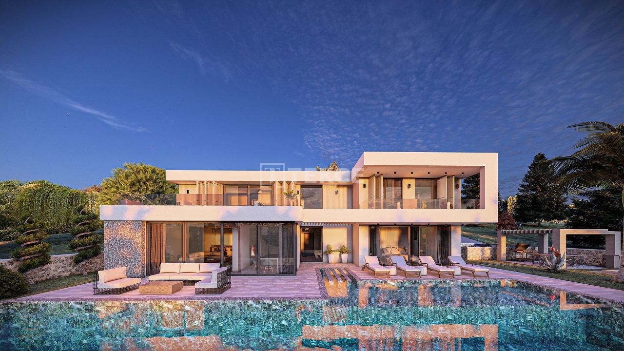 Villa in Kalkan, Türkei, 480 m² - Foto 1