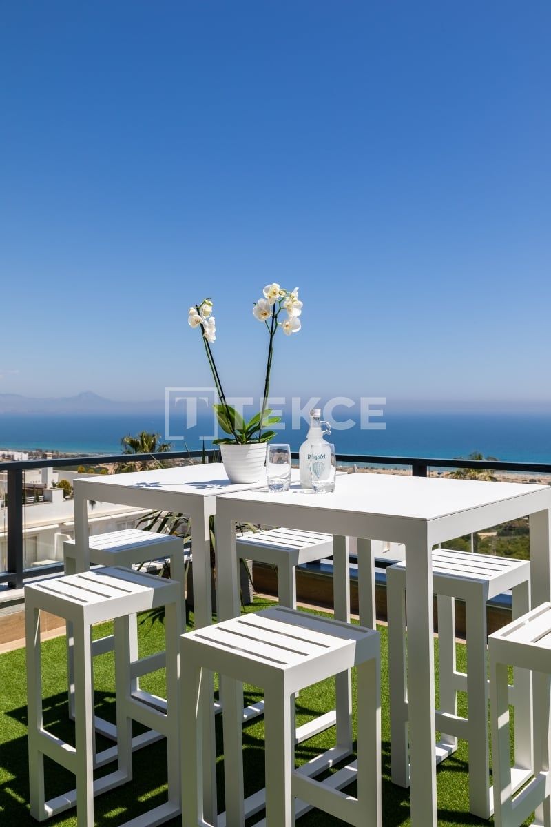 Apartment in Santa Pola, Spanien, 186 m² - Foto 1