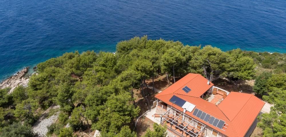 Villa in Split, Croatia, 308 m² - picture 1