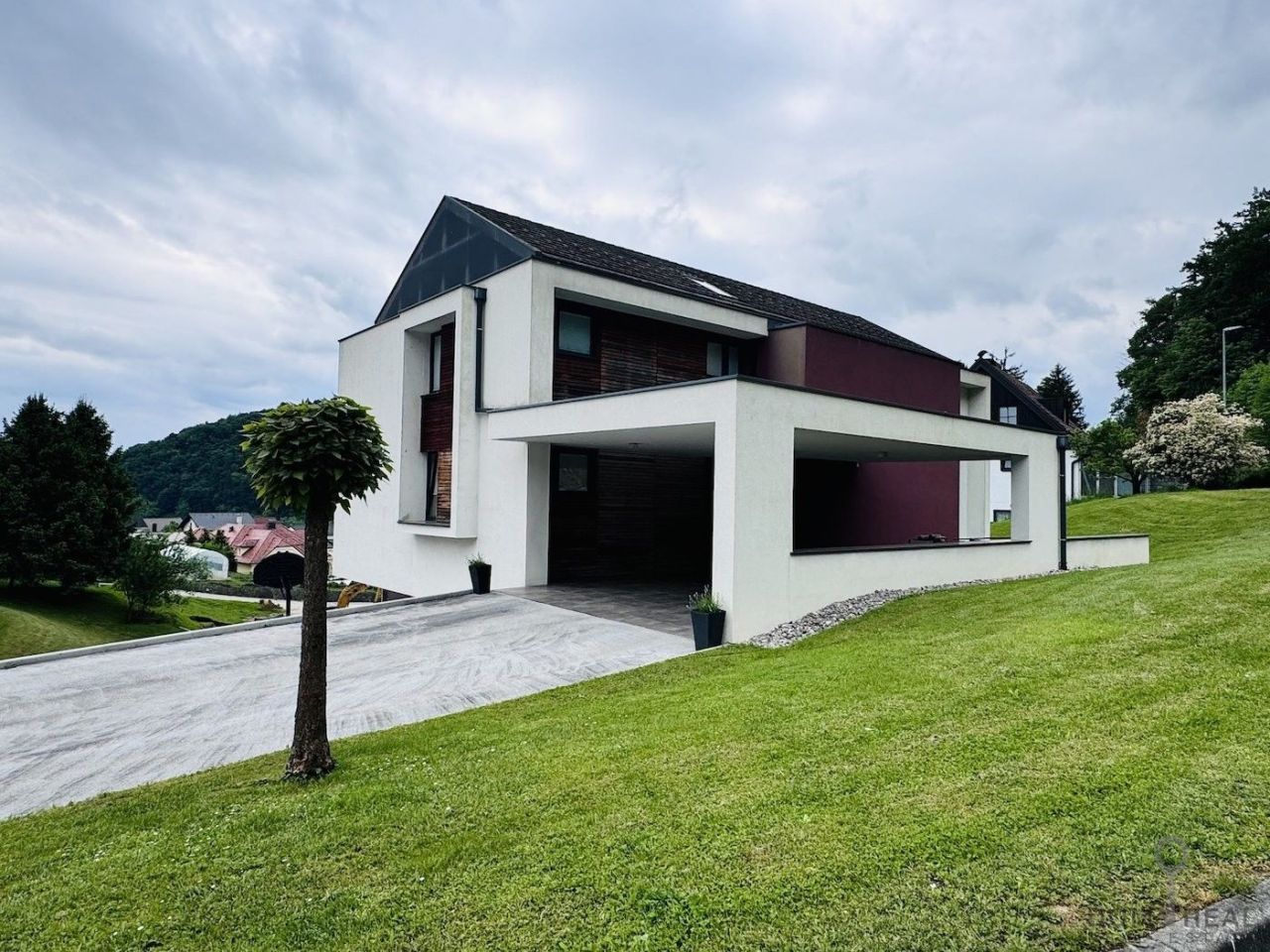House in Trebnje, Slovenia, 512 m² - picture 1