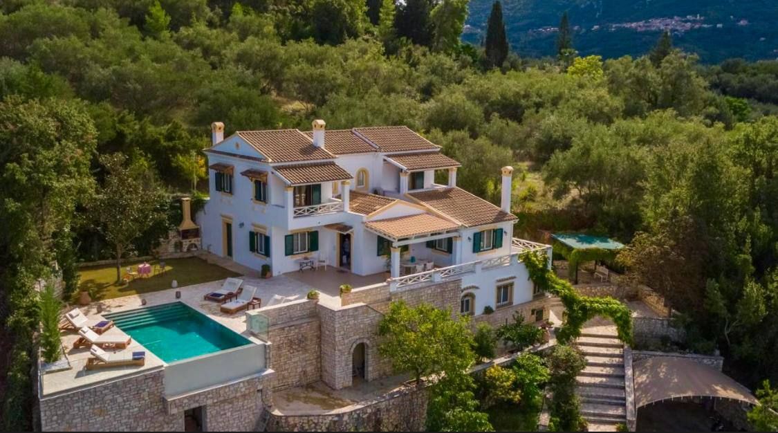 Villa sur Corfou, Grèce, 240 m² - image 1