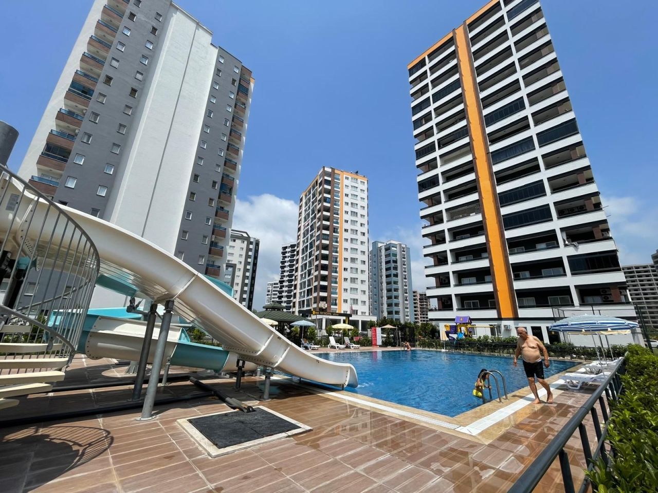 Flat in Mersin, Turkey, 61 m² - picture 1