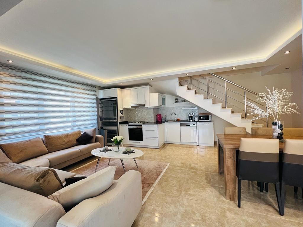 Flat in Alanya, Turkey, 180 m² - picture 1