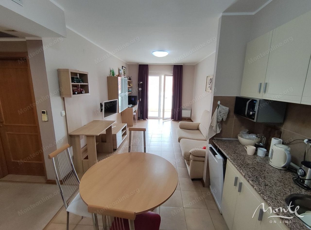 Wohnung in Budva, Montenegro, 50 m² - Foto 1