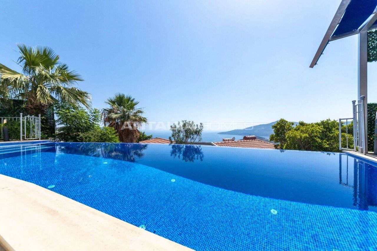 Villa in Kalkan, Türkei, 240 m² - Foto 1