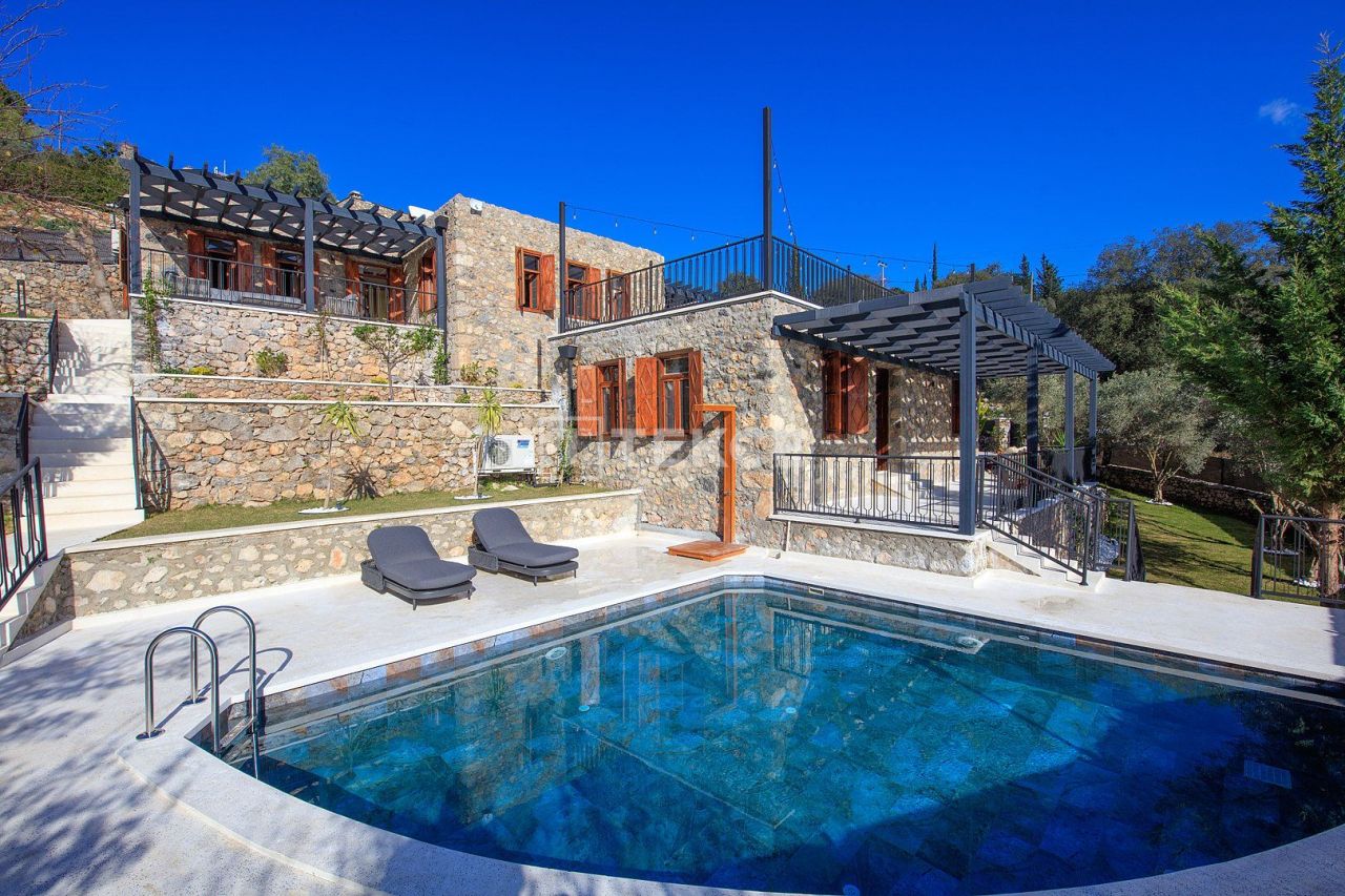 Villa in Fethiye, Türkei, 200 m² - Foto 1