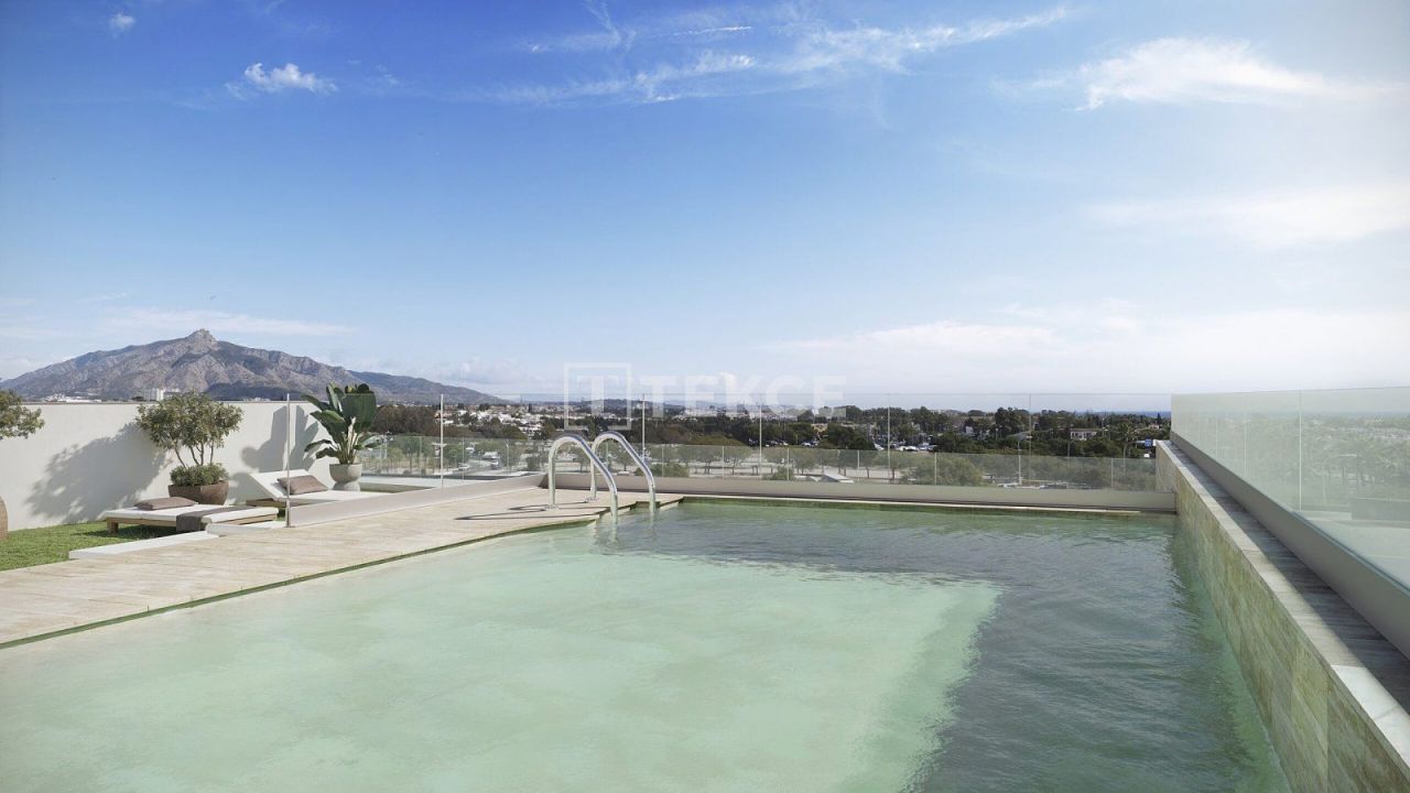 Apartment in Marbella, Spain, 89 m² - picture 1