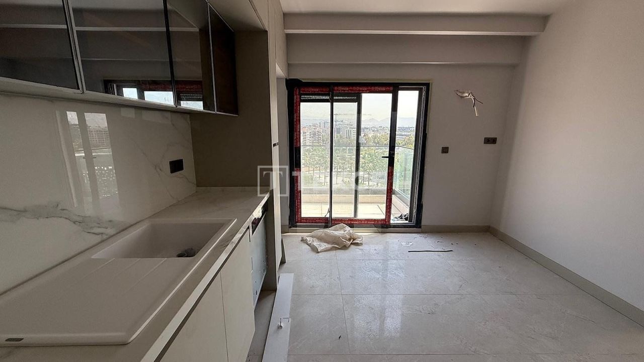 Apartamento Bayraklı, Turquia, 230 m² - imagen 17