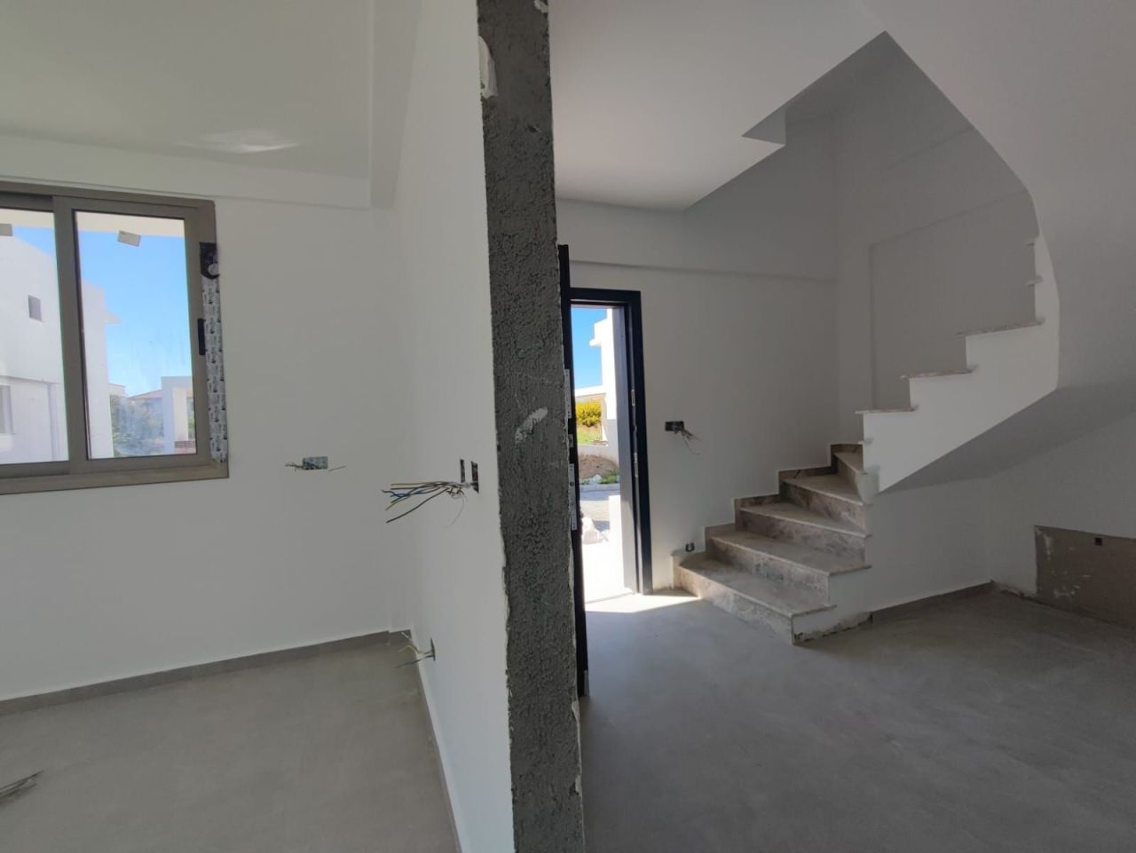 Villa in Kyrenia, Zypern, 165 m² - Foto 3