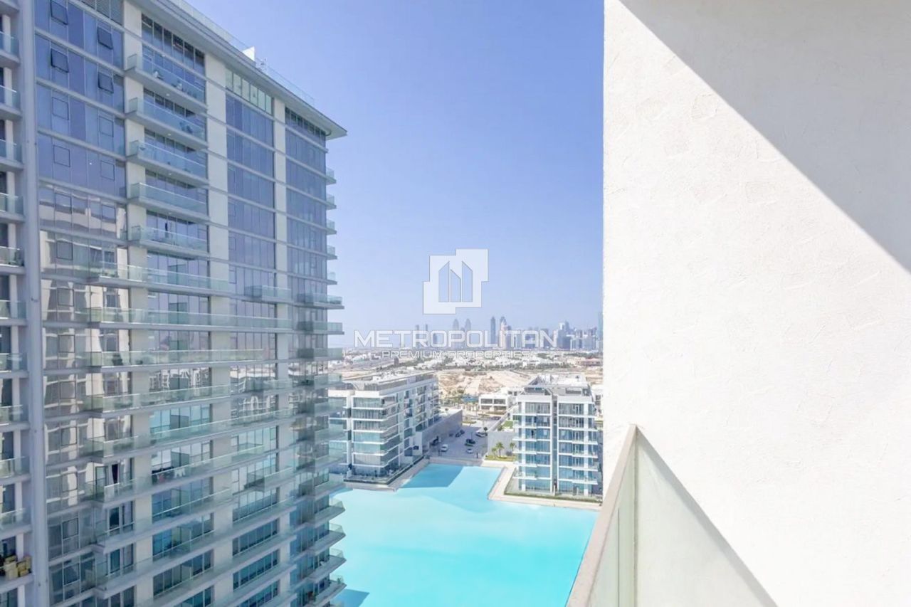 Apartment in Dubai, UAE, 68 m² - picture 1