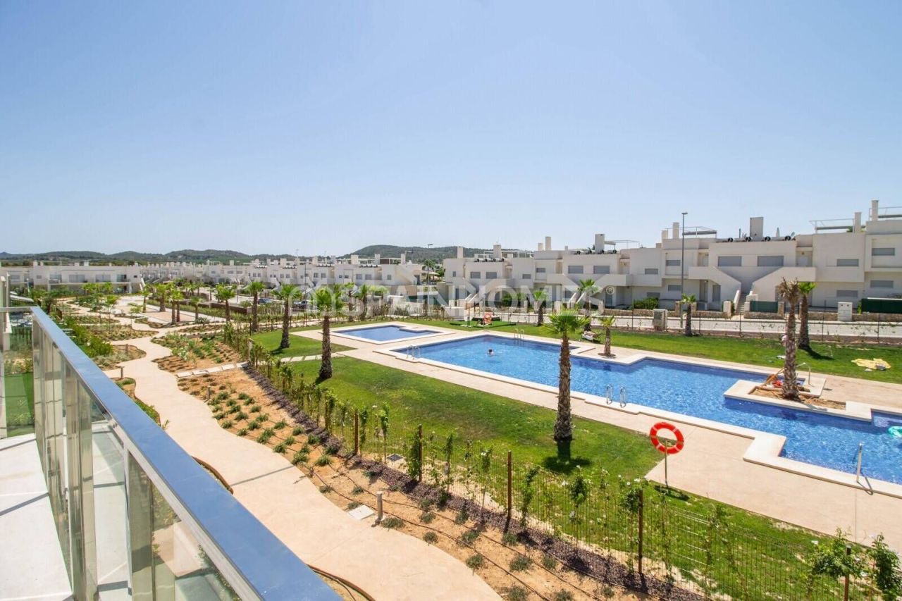 Apartment in Orihuela, Spain, 100 m² - picture 1