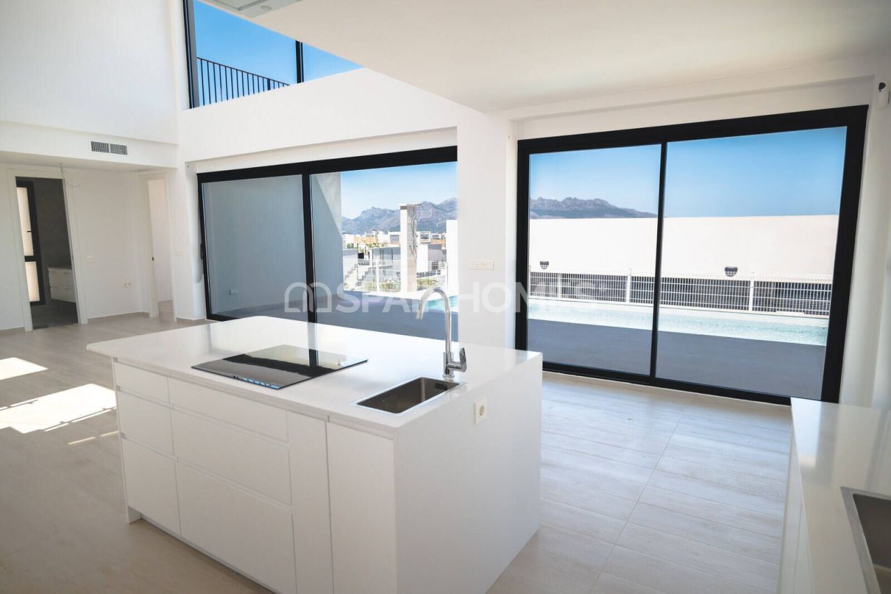 Villa in Polop de la Marina, Spain, 150 m² - picture 8