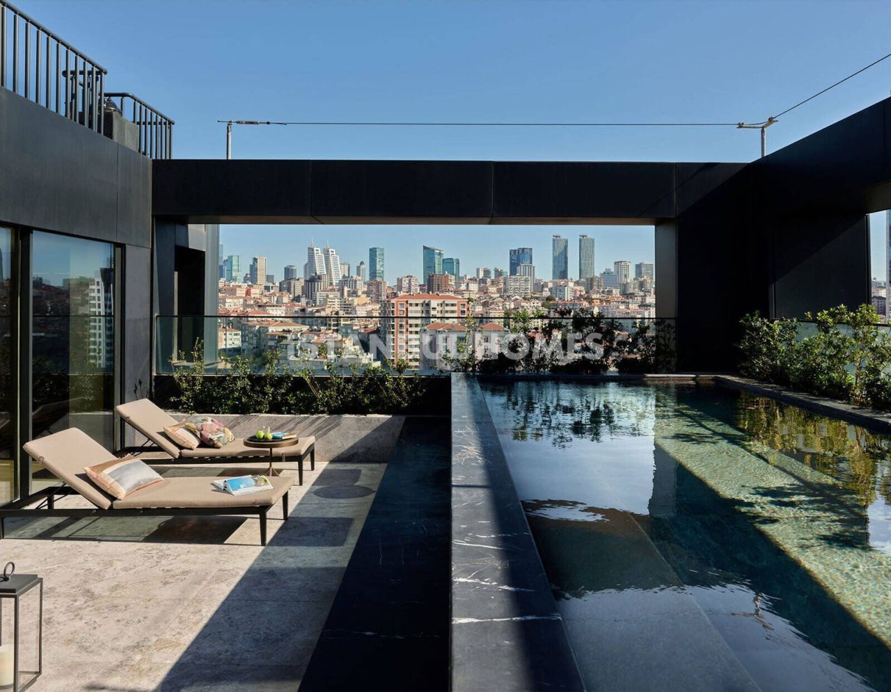 Apartment in Istanbul, Turkey, 262 m² - picture 1