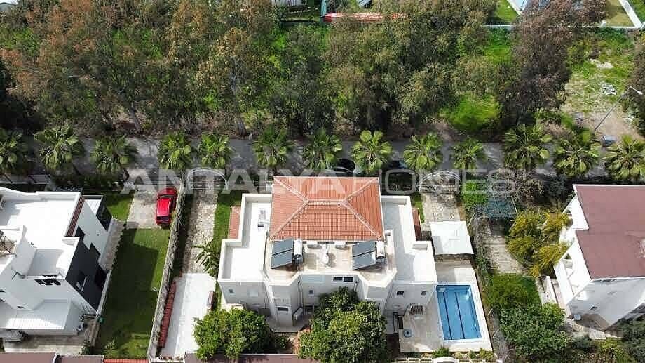 Villa in Serik, Türkei, 440 m² - Foto 1