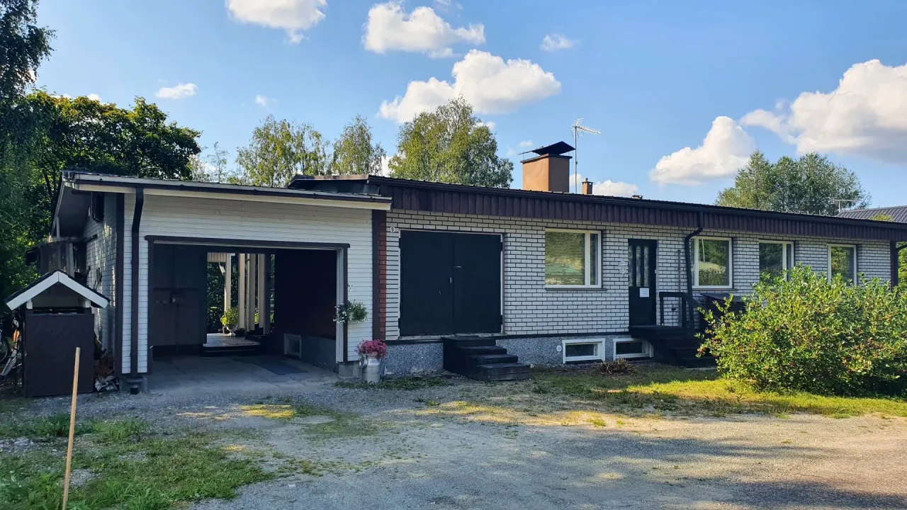 Maison à Joensuu, Finlande, 117 m² - image 1