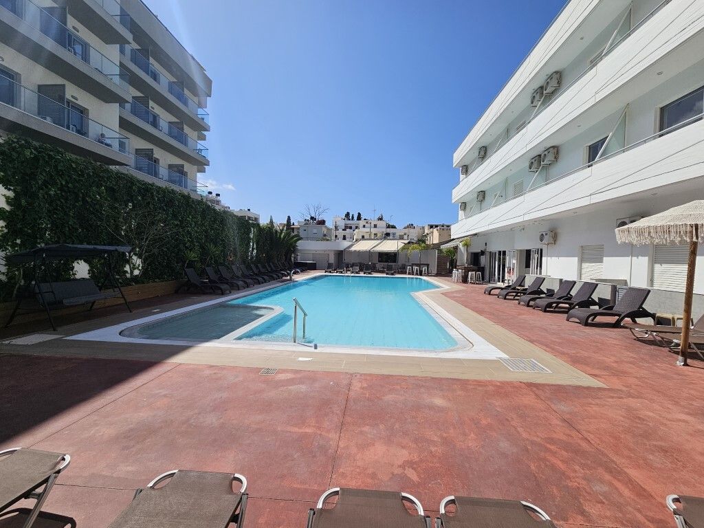 Hotel en Hersonissos, Grecia, 5 200 m² - imagen 1