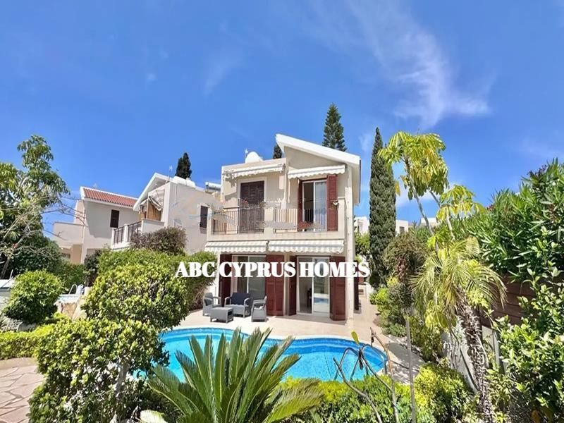 Villa à Paphos, Chypre, 220 m² - image 1