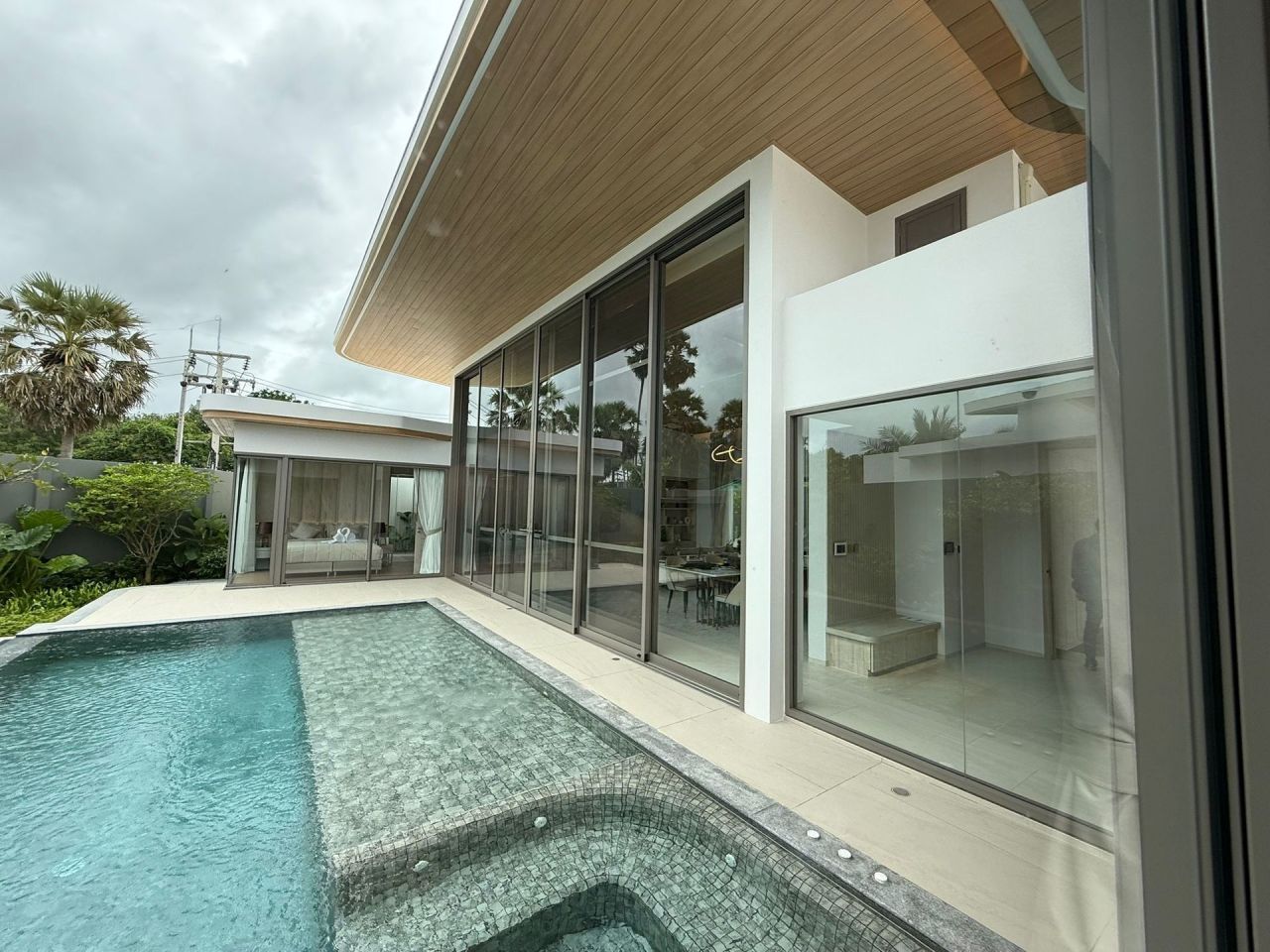 Villa on Layan Beach, Thailand, 315 m² - picture 13