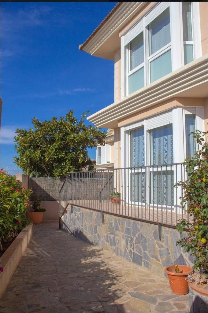 Chalet en Cambrils, España, 242 m² - imagen 5