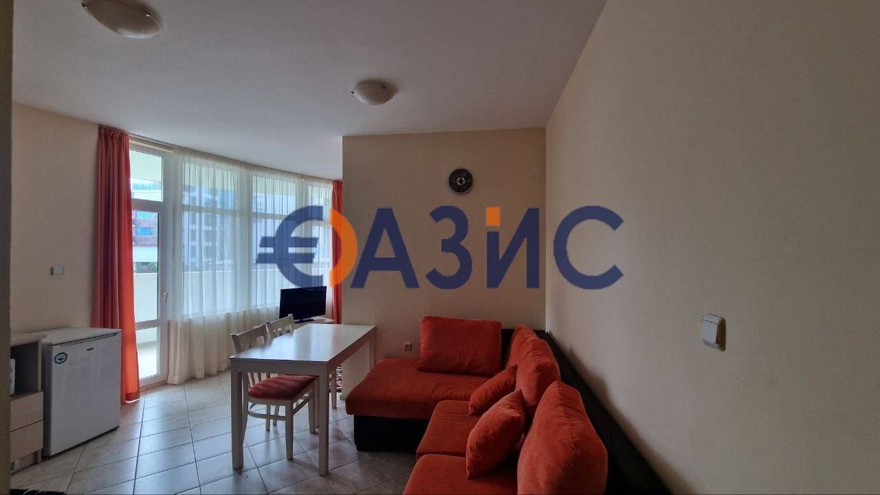 Appartement à Slantchev Briag, Bulgarie, 55 m² - image 1