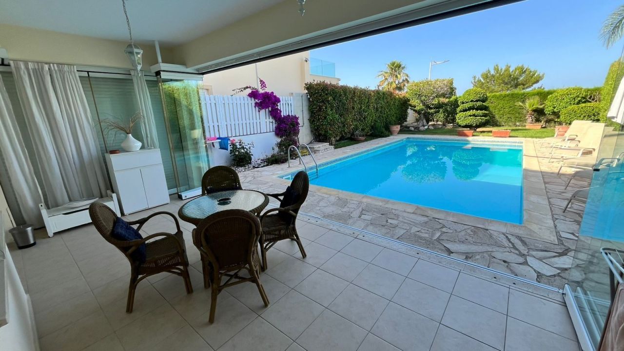 Casa a Paphos, Cipro, 242 m² - foto 4