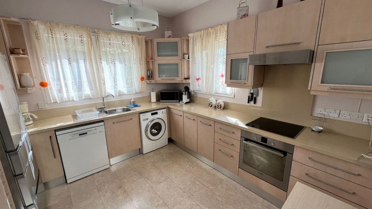 Casa a Paphos, Cipro, 242 m² - foto 6