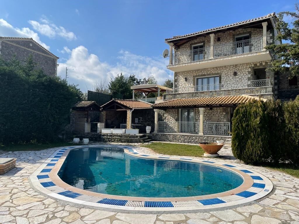 Villa in Korfu, Griechenland, 153 m² - Foto 1