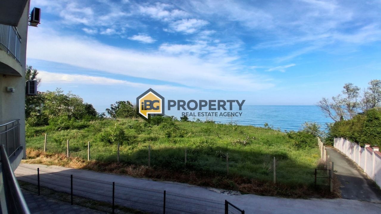 Appartement à Byala, Bulgarie, 46 m² - image 1