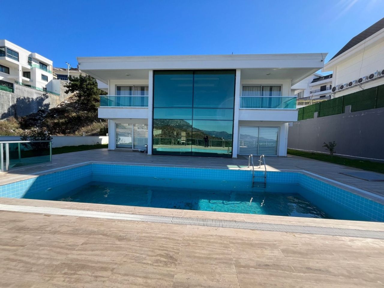 Villa in Alanya, Turkey, 360 m² - picture 1