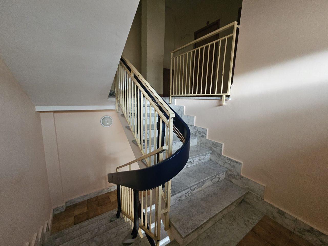 Appartement à Scalea, Italie, 70 m² - image 2