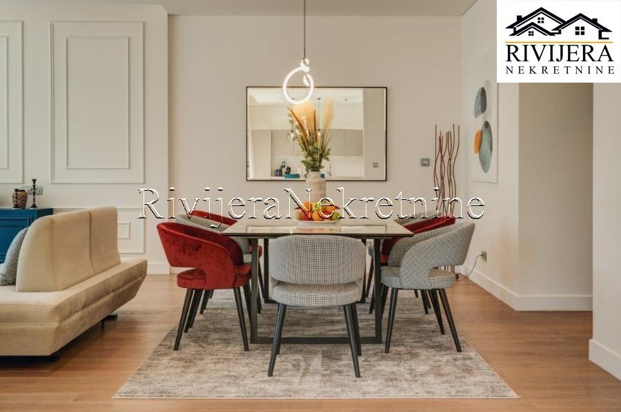 Flat in Herceg-Novi, Montenegro, 266 m² - picture 3