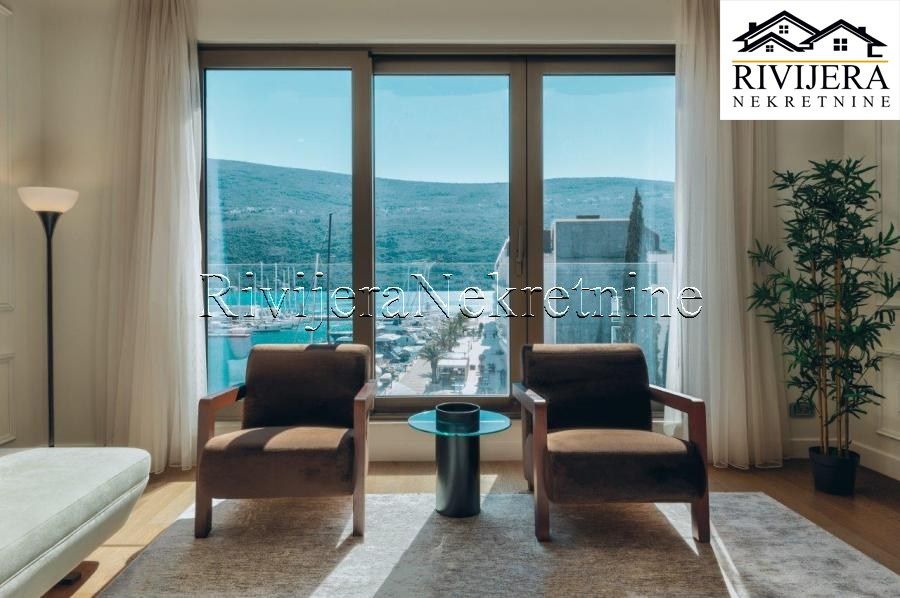 Flat in Herceg-Novi, Montenegro, 266 m² - picture 9