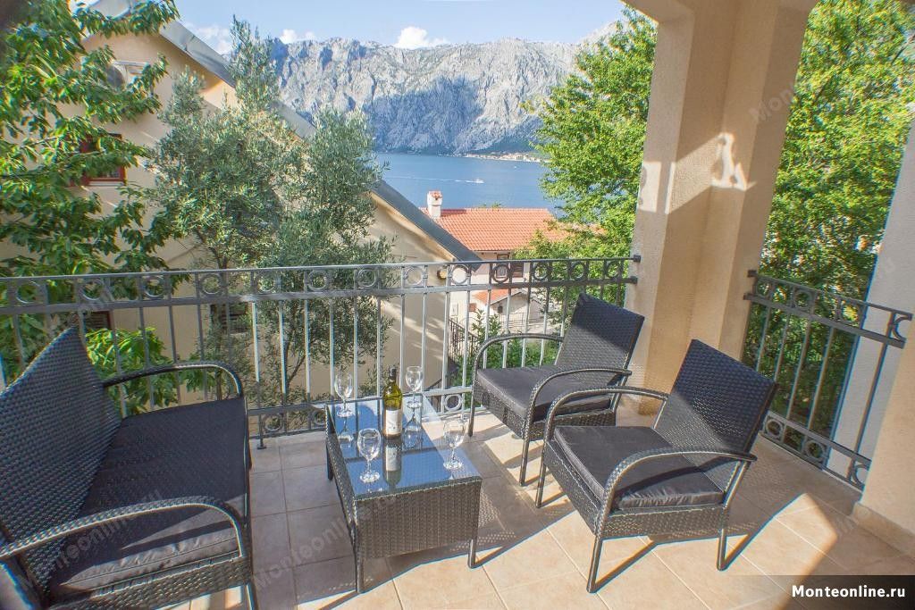 Maison à Kotor, Monténégro, 123 m² - image 1