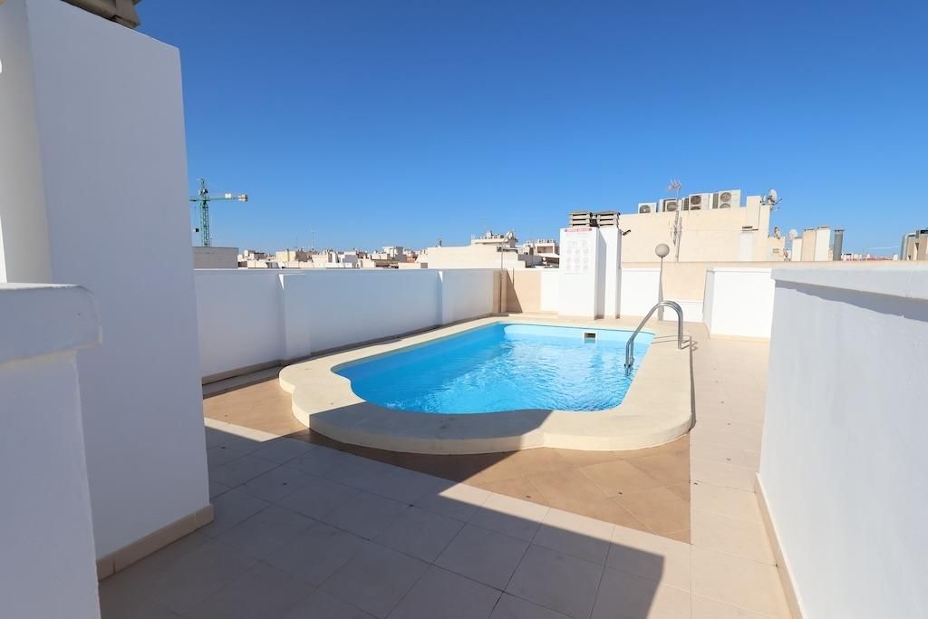 Piso en Torrevieja, España, 57 m² - imagen 1