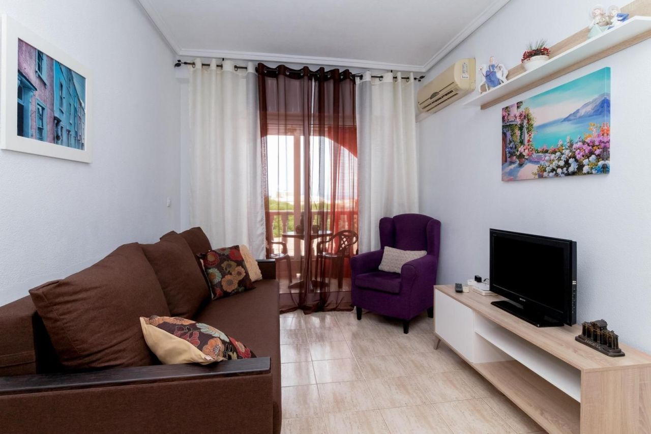Piso en Torrevieja, España, 68 m² - imagen 11