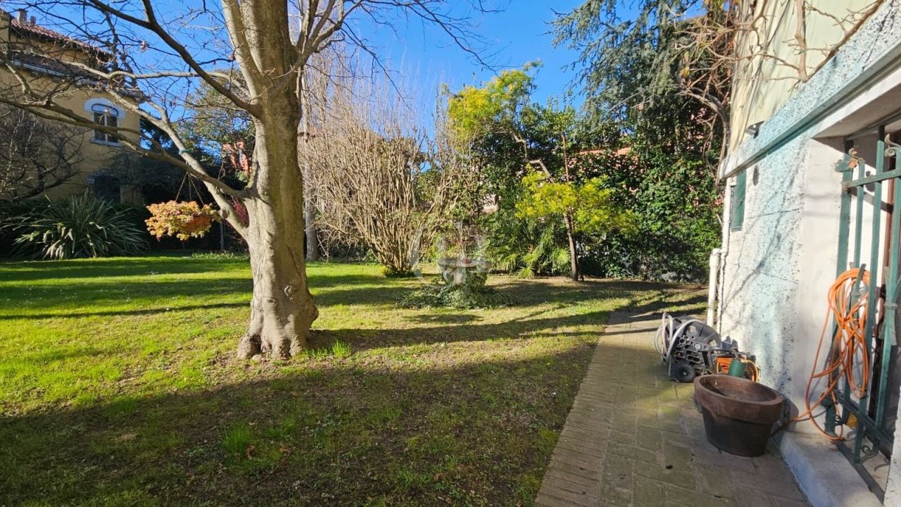 Villa in Venice, Italy, 420 m² - picture 14