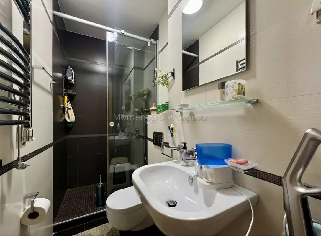 Apartment in Bar, Montenegro, 72 m² - picture 7