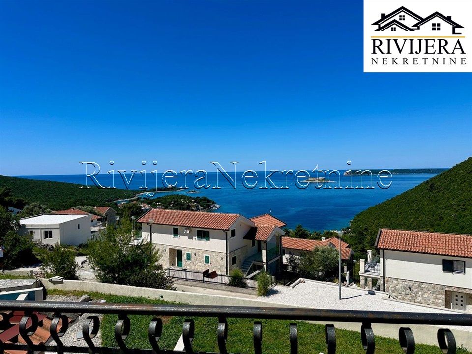 Villa in Rose, Montenegro, 228 m² - picture 10