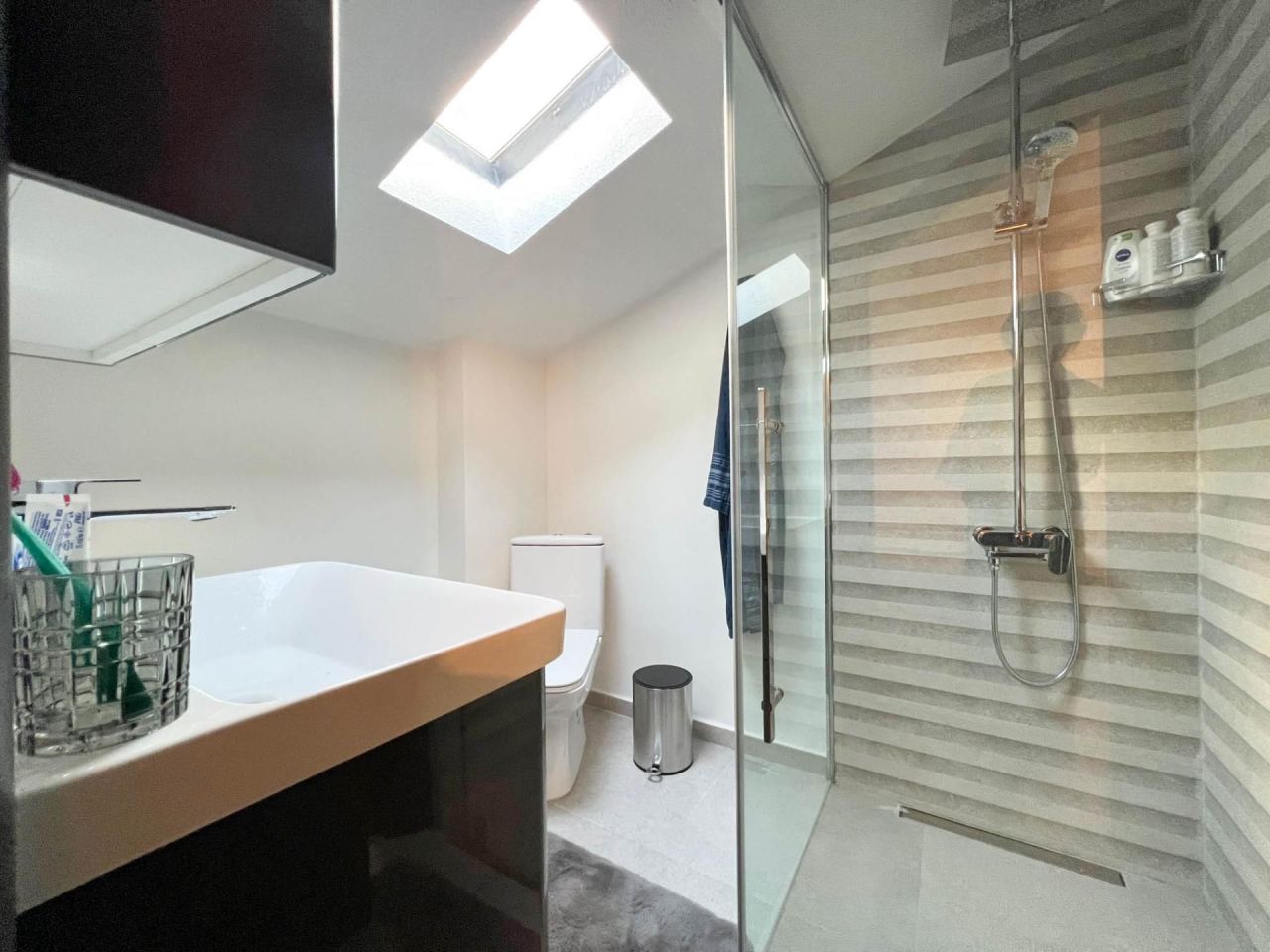 Appartamento a Dobrota, Montenegro, 82 m² - foto 10