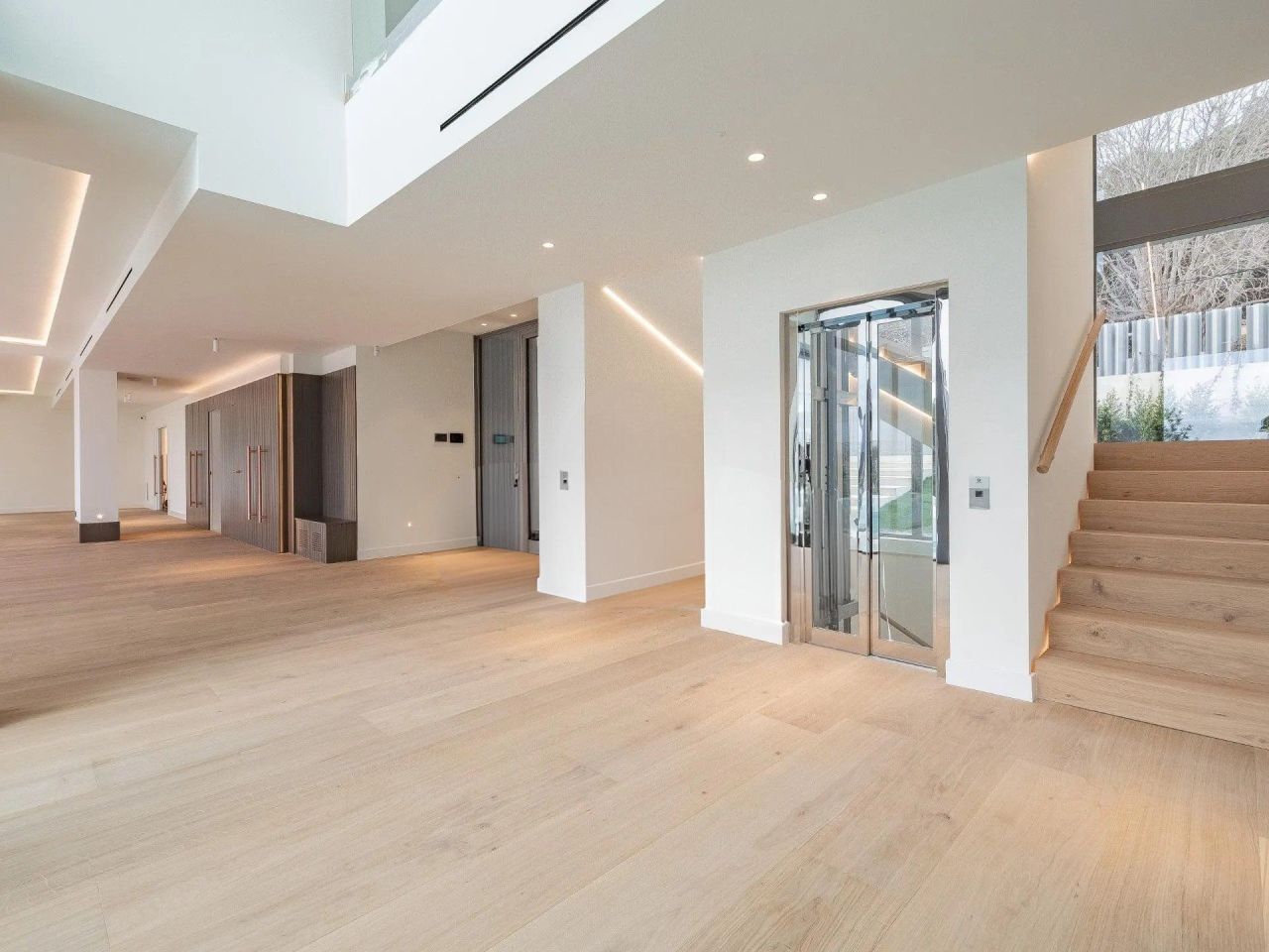 Haus in Barcelona, Spanien, 1 216 m² - Foto 15