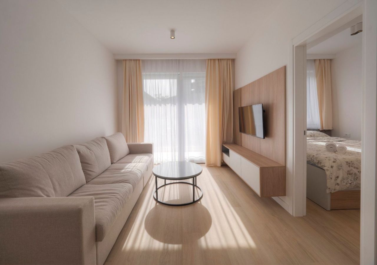 Apartment in Becici, Montenegro, 41 m² - Foto 1