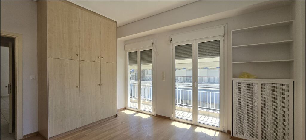 Piso en Atenas, Grecia, 179 m² - imagen 1