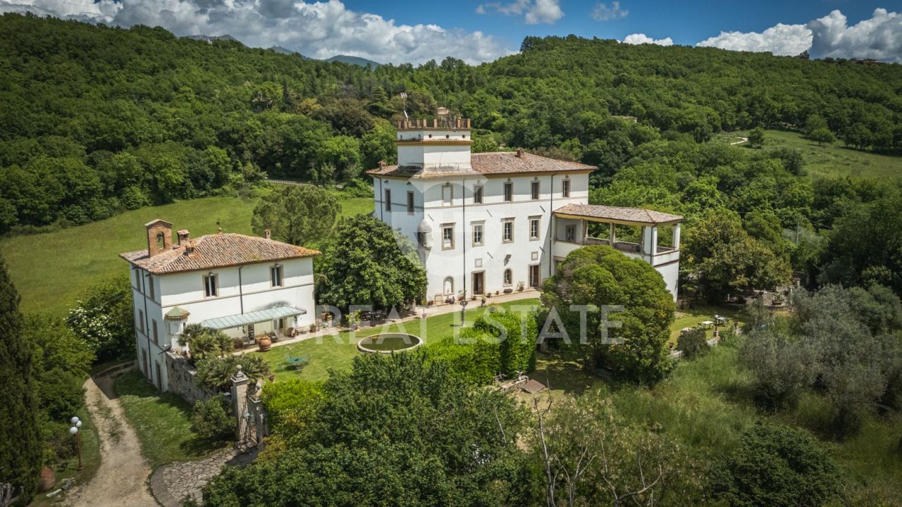 Villa in Rieti, Italien, 958.3 m² - Foto 1