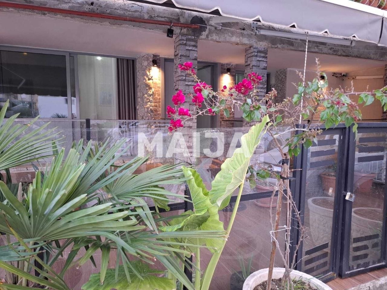 Flat in Vlore, Albania, 50 m² - picture 1