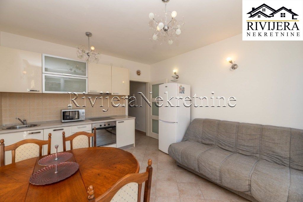 Piso en Herceg-Novi, Montenegro, 65 m² - imagen 4